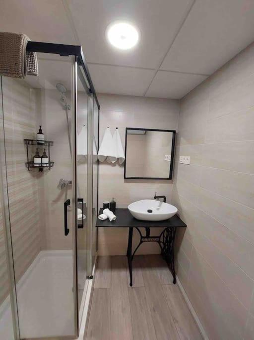 מאלגה Cozy Apartment מראה חיצוני תמונה
