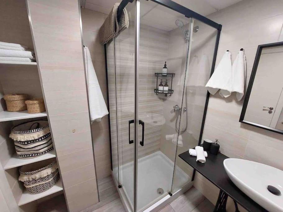 מאלגה Cozy Apartment מראה חיצוני תמונה